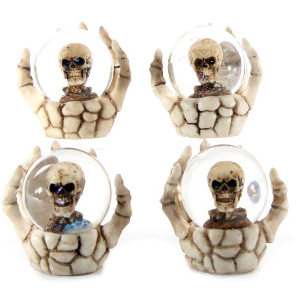 Bola de Cristal Calavera en Mano